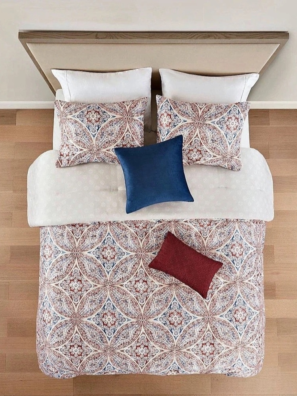 Kirkland Signature Comforter Set Paisley in Red & Blue NWT